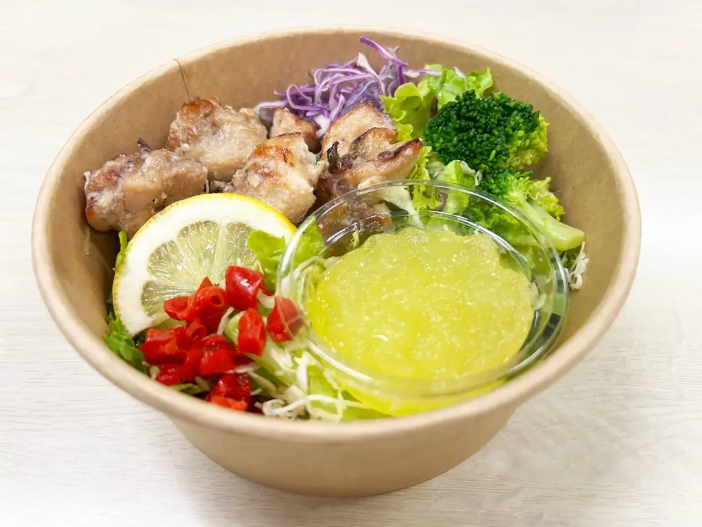 お弁当・お惣菜大賞2026 優秀賞受賞！関東ダイエットクック『塩レモンジュレで食べるチキンボウルサラダ』 画像 2