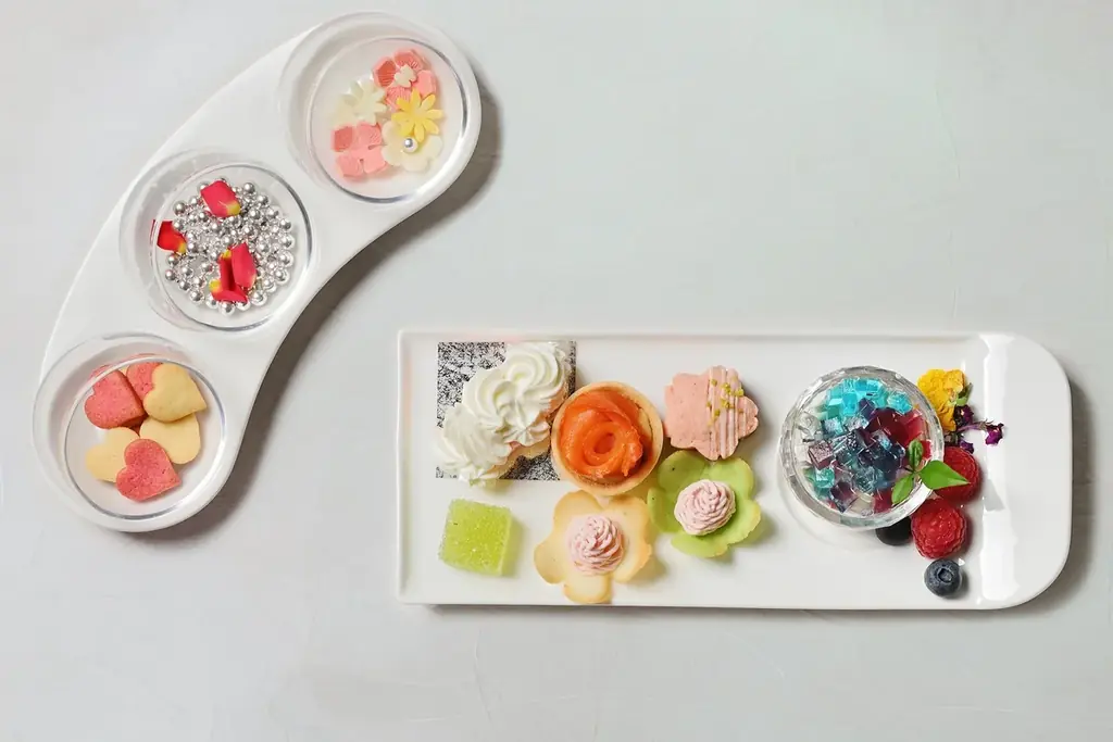 【ザ・プリンス 京都宝ヶ池】押し花とスイーツを重ねて自分だけのアートを仕上げる春のスペシャルスイーツ「花のレイヤーが紡ぐ “あまいろ” アート」を販売 画像 5