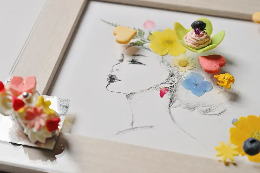【ザ・プリンス 京都宝ヶ池】押し花とスイーツを重ねて自分だけのアートを仕上げる春のスペシャルスイーツ「花のレイヤーが紡ぐ “あまいろ” アート」を販売 画像 6
