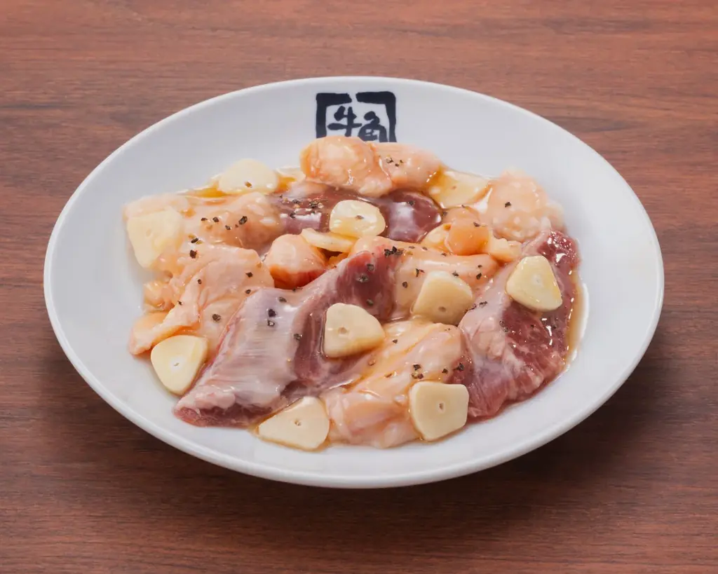 【牛角】好評につき『焼肉酒場セット』が定番メニューに！平均3,000円以上お得な“焼肉×居酒屋”スタイルを提案—「6種の焼肉・2h飲み放題・無限枝豆」で1,980円 画像 5