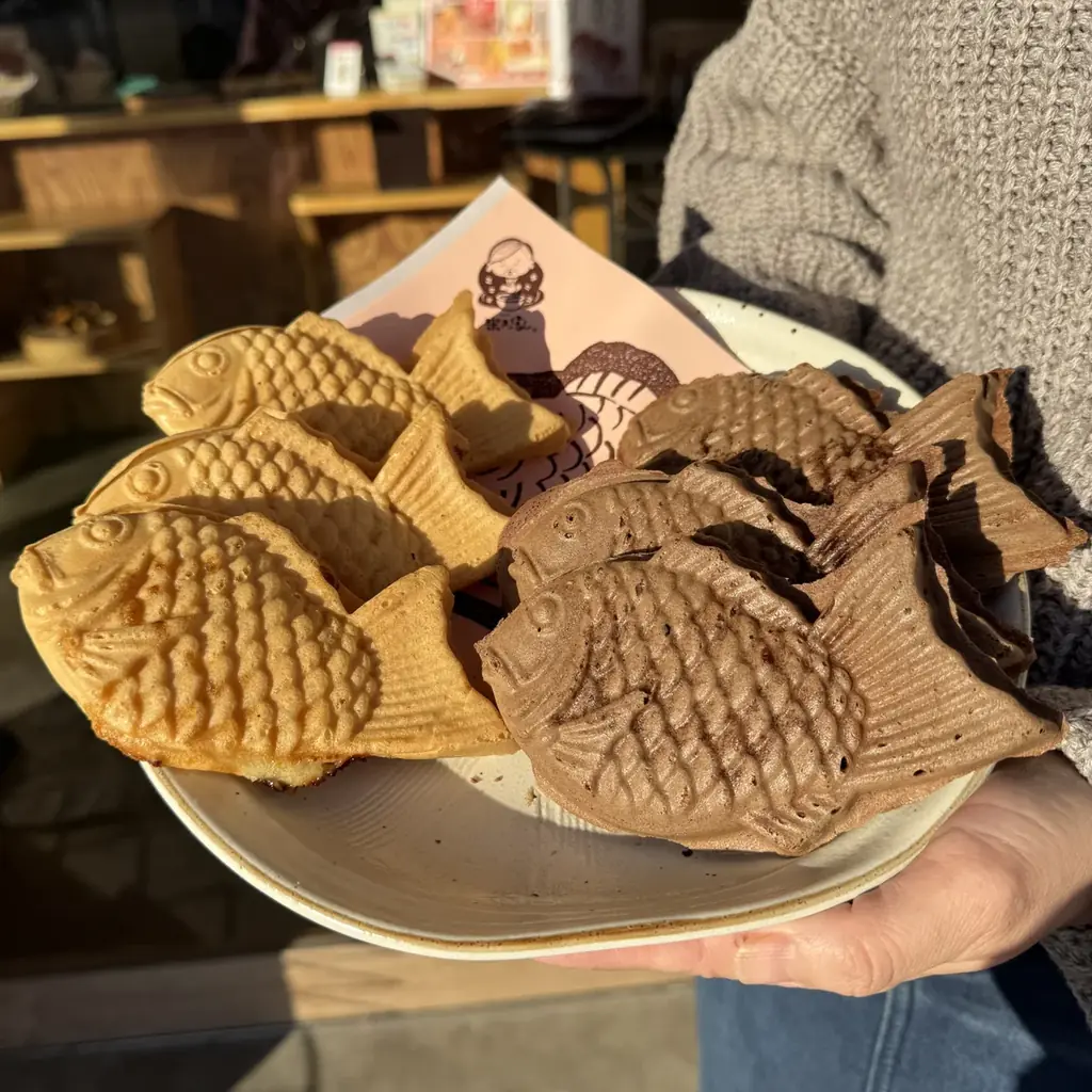 【冬の贅沢】“とろ～り”感MAX！リニューアルした「プレミアムチョコたい焼」が1月16日(金)より期間限定で新登場！ 画像 2