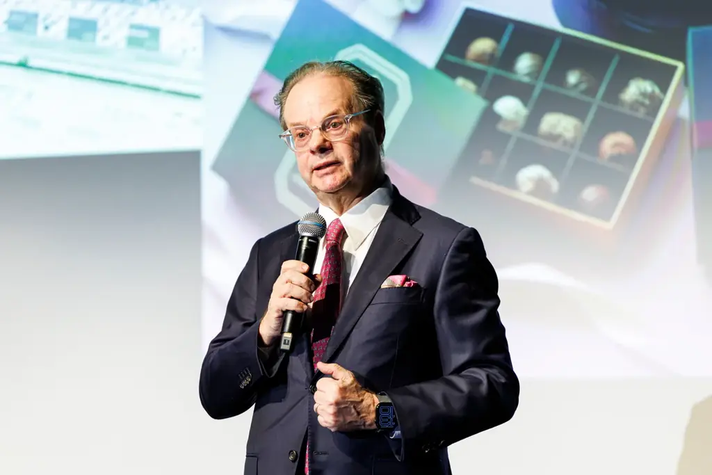 ゴディバ100周年展