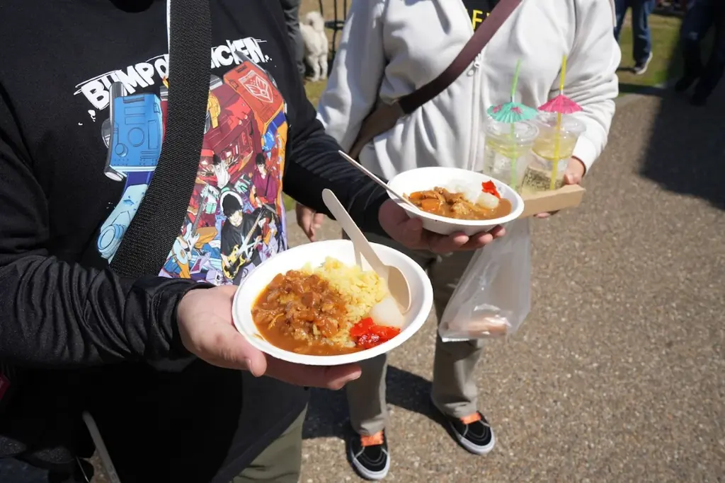 海軍カレーから地元の味まで集結「舞鶴カレーフェスタ」開催 画像 2