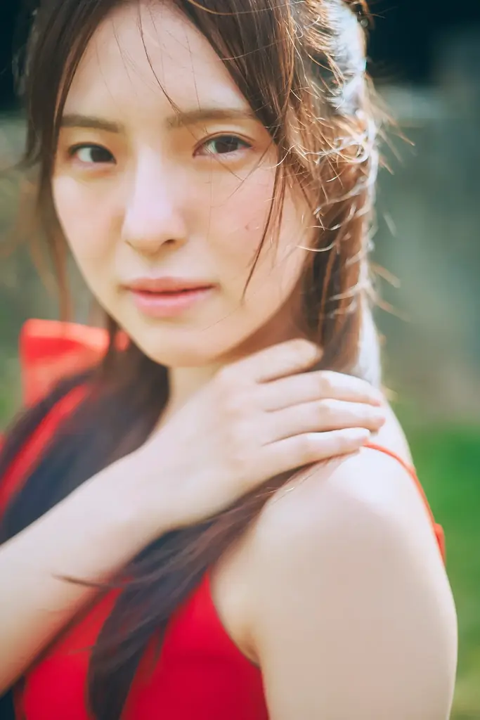 NGT48・大塚七海1st写真集の表紙とタイトルが解禁　美背中あらわなセクシーショットなど先行カット第3弾も公開 画像 3