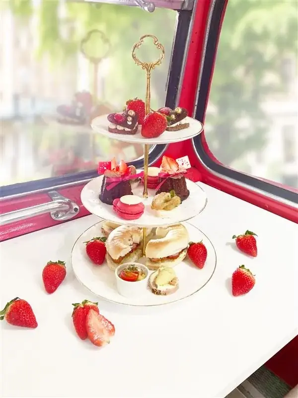 佐賀のブランドいちご「いちごさん」×表参道カフェ・レストラン12店舗コラボ「いちごさんどう2026」1月15日（木曜日）スタート 相武紗季さんをゲストに迎えた発表を開催。今年の抱負は「真っ赤な情熱」 画像 7