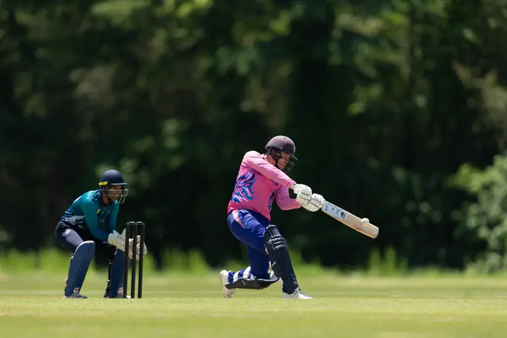 佐野アウトレットでTVアニメ「黒執事ー寄宿学校編ー」とのコラボマンホール「葬儀屋（アンダーテイカー）」新デザイン公開 画像 4