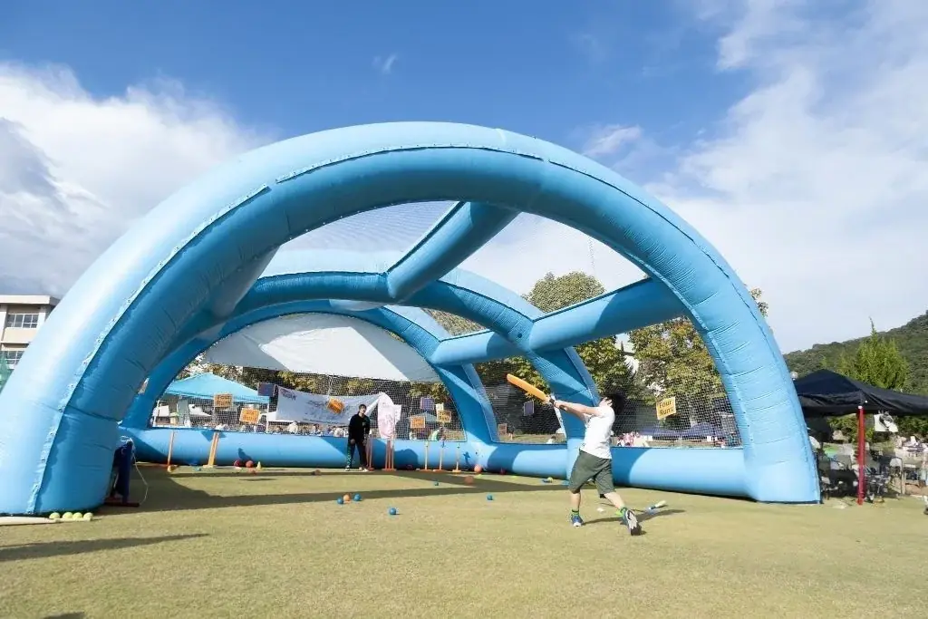 佐野アウトレットでTVアニメ「黒執事ー寄宿学校編ー」とのコラボマンホール「葬儀屋（アンダーテイカー）」新デザイン公開 画像 7