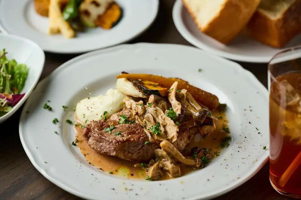 【LAZULI PLACE / LAZULI BAKERY】時間帯ごとに楽しむメニューを公開！朝から夜まで、街にひらかれた食の拠点としての一日 画像 7