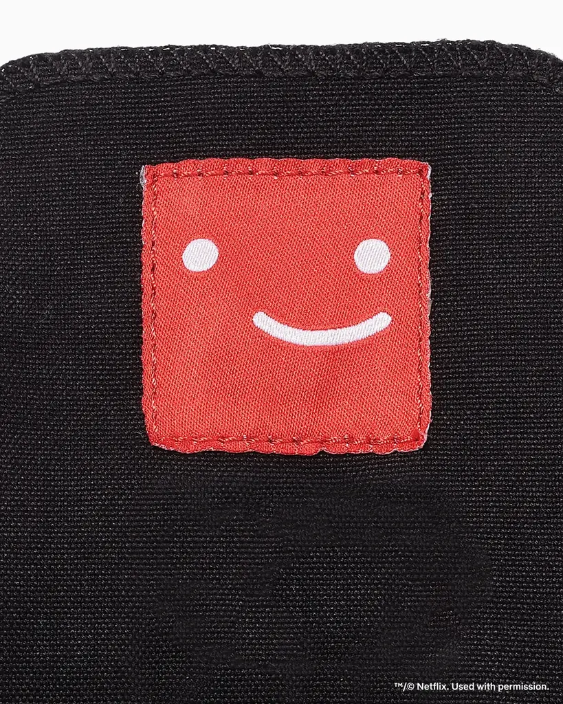 CONVERSE × Netflix 初コラボスニーカーが登場。Netflixロゴとスマイルラベルを採用した特別仕様のALL STAR 画像 6