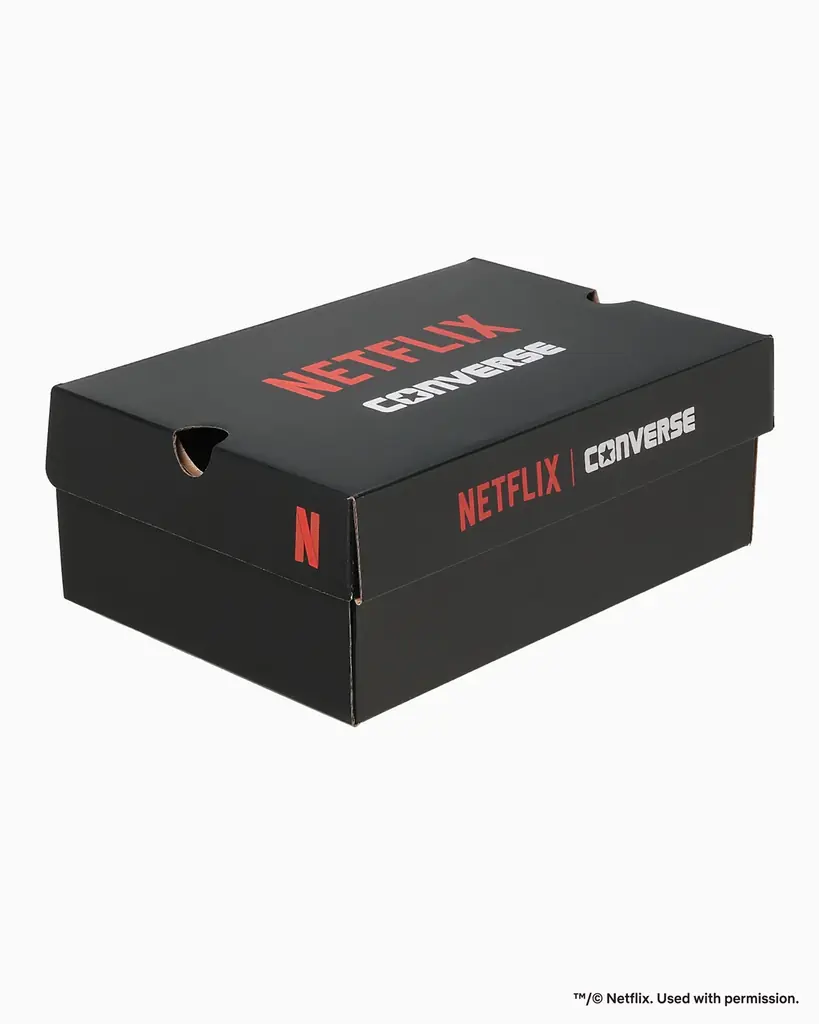 CONVERSE × Netflix 初コラボスニーカーが登場。Netflixロゴとスマイルラベルを採用した特別仕様のALL STAR 画像 8