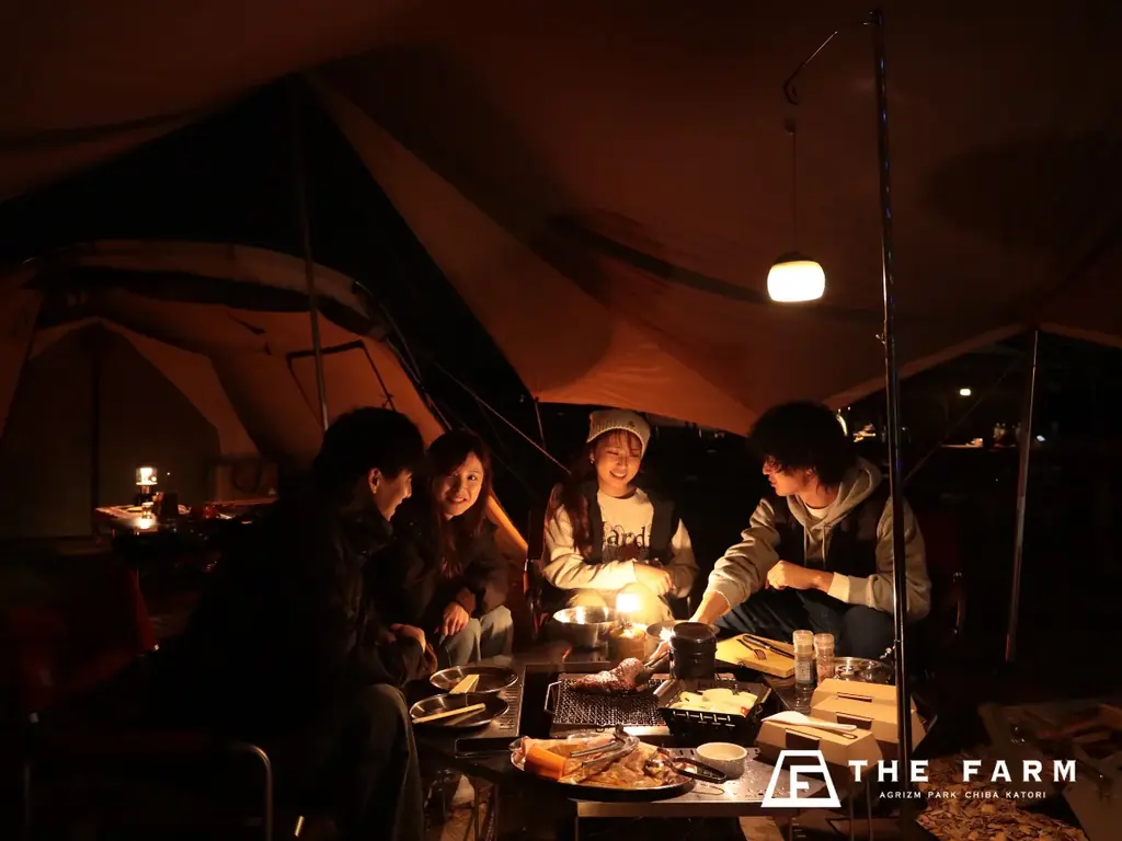 【3月平日限定】学生証提示でグループ全員いちご狩り無料。グランピング・BBQ・天然温泉・サウナまで一日満喫できる「学生応援プラン」予約開始 画像 16