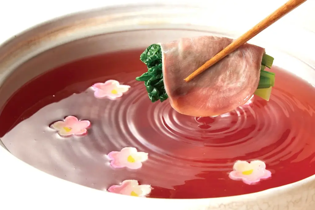 【しゃぶしゃぶ温野菜】初春限定の紅白二彩鍋！毎年好評の「梅たんしゃぶ」と新作「鶏白湯しゃぶ」が期間限定で登場 ～華やかな紅白仕立てで、「さっぱり×コクうま」の対照的な味わい～ 画像 5