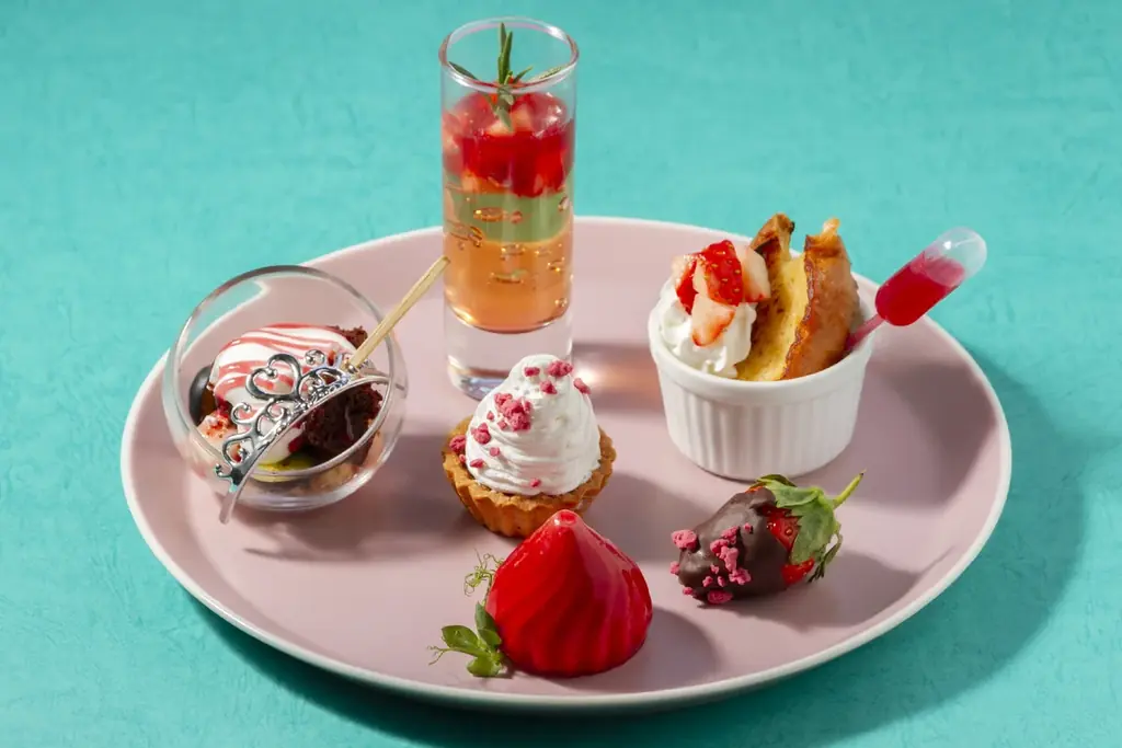 苺が主役の優雅な午後。ホテルテラス ザ ガーデン水戸で「ストロベリー・アフタヌーンティー」現在開催中 画像 2