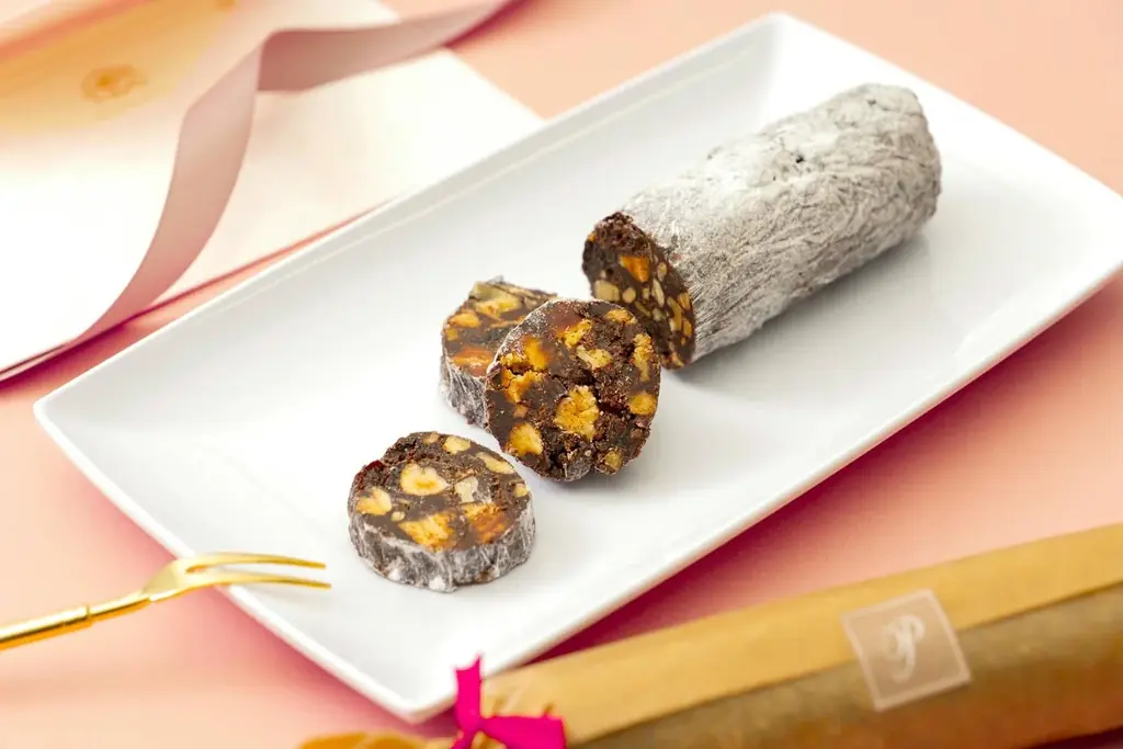 【バレンタインスイーツ】累計販売数5万個※1突破の愛らしい『シャンティちゃん』がバレンタイン限定でチョコフレーバーに！国産苺を飾った新作スイーツ『バレンタインパルフェ』など限定商品を新発売 画像 8