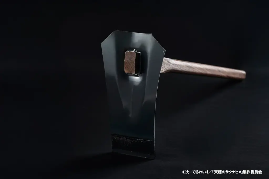 テレビアニメ『天穂のサクナヒメ』×村の鍛冶屋　創業150余年、三条の鍛冶屋が作る本格派の鍬、燕三条製の鎌や、おいしいお米が炊ける羽釜など世界観にぴったりなコラボ商品を本日から受注受付開始！ 画像 2