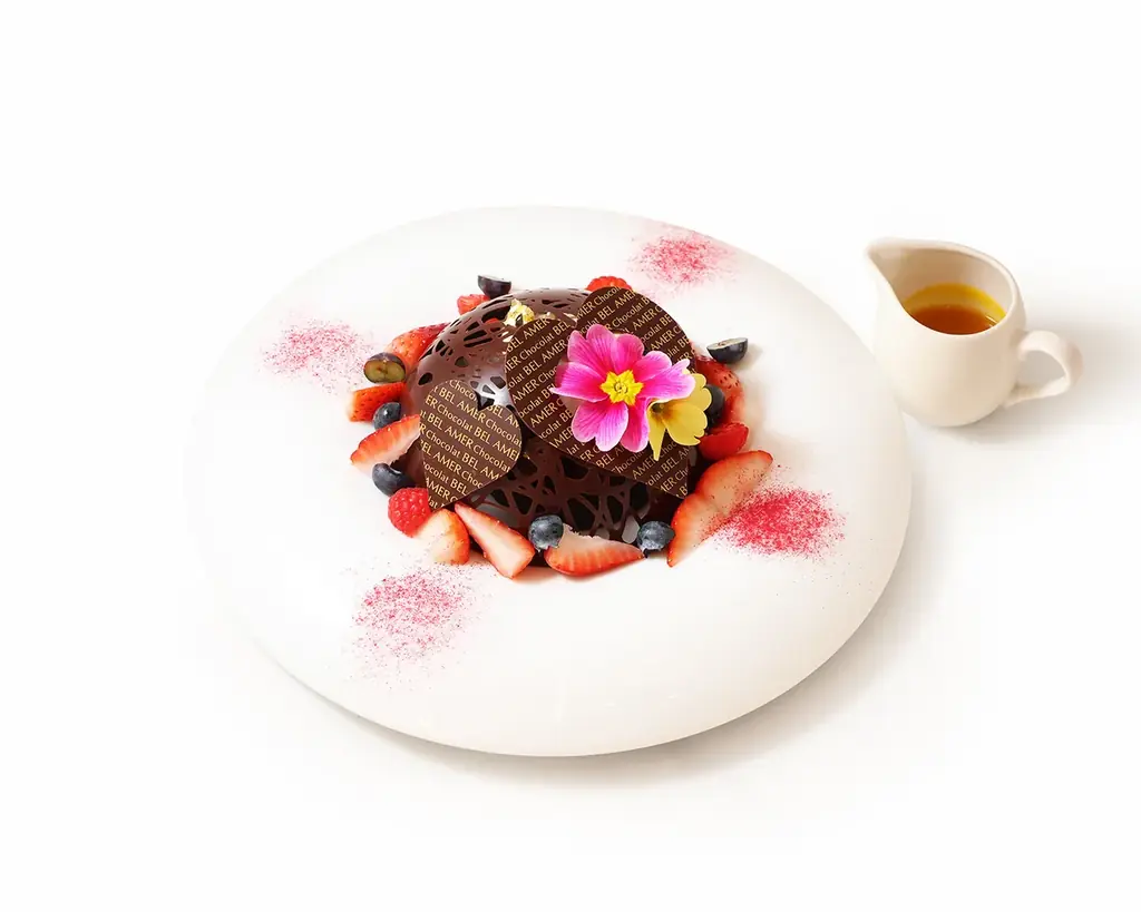 ショコラが紡ぐ“アムール”と“ボヌール”の時間ベルアメール自由が丘店併設カフェに、バレンタイン限定アフタヌーンティー＆デセールが登場 画像 3