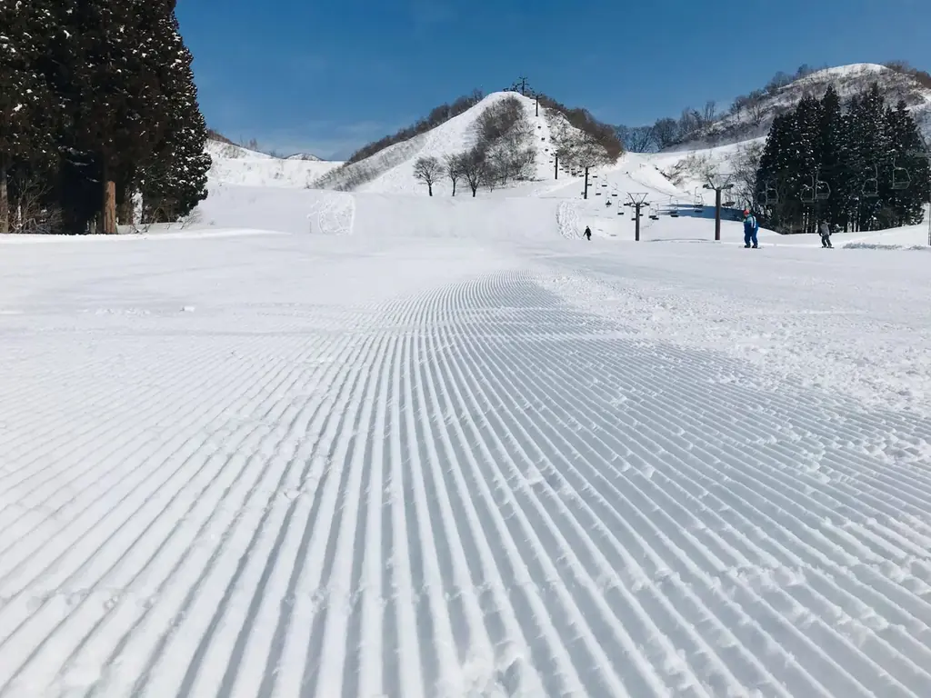 スキー＆スノボツアーの新しい出発地が登場。東京駅直結の「バスターミナル東京八重洲」から信州行きのバスツアー予約開始。 画像 7