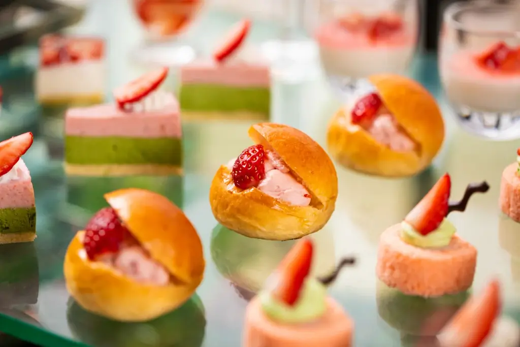 「ストロベリーフェア」で味わう、ホテルメイドの非日常。職人の技が織りなす珠玉のいちごスイーツとともに、春の訪れを楽しむ贅沢なひととき 画像 3