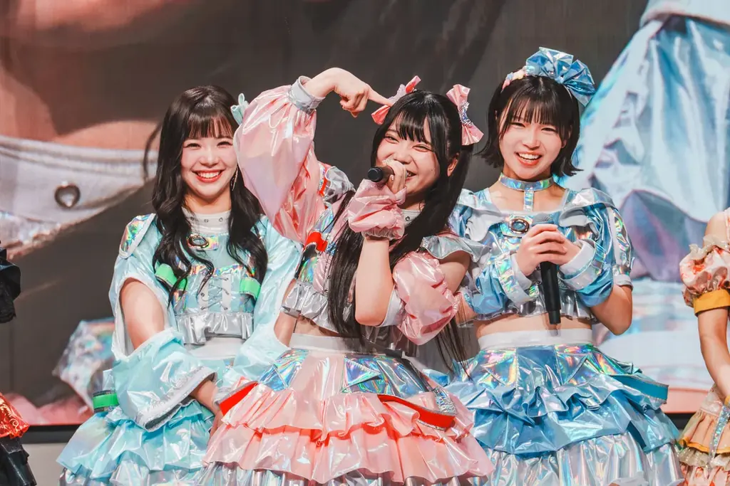 関西のトップアイドル8組がテレビ大阪に集結！“白熱”のステージと“爆笑”のコラボ企画!?アイドルによる放送局占拠の一部始終 画像 27