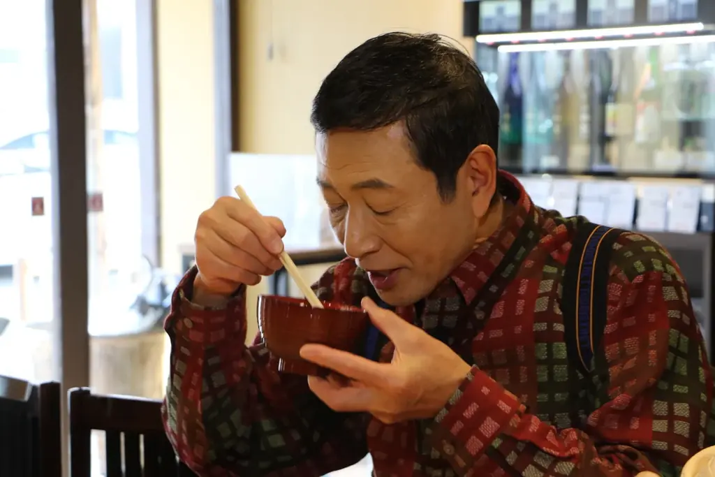 三田村邦彦が冬の京都でほっこりおとな旅♪老舗酒造・絶品ハンバーグ・西陣織体験！山村紅葉おすすめ極旨ジンギスカンも！ 画像 4