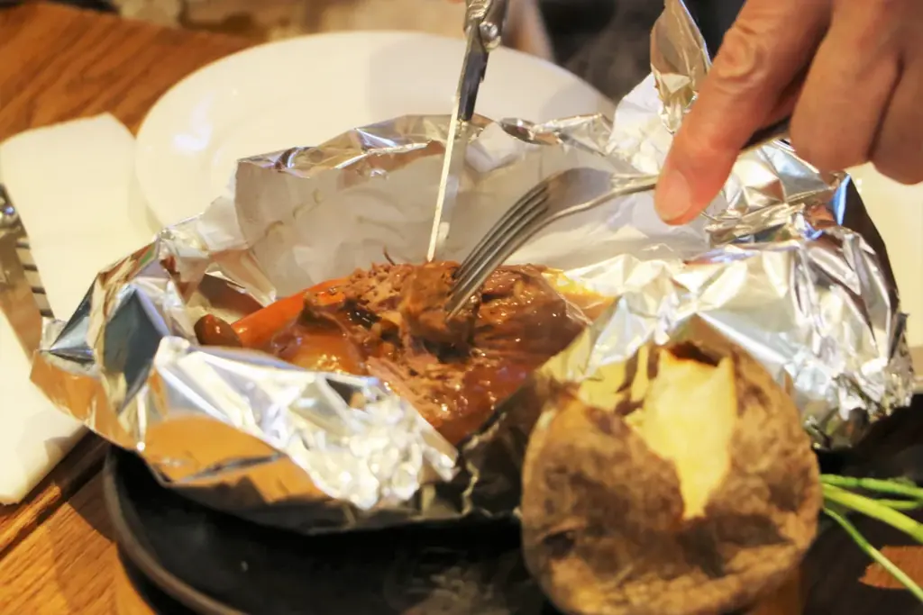 三田村邦彦が冬の京都でほっこりおとな旅♪老舗酒造・絶品ハンバーグ・西陣織体験！山村紅葉おすすめ極旨ジンギスカンも！ 画像 7