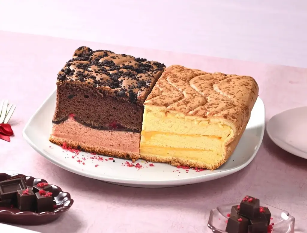 【グランドカステラ】ふわふわ台湾カステラで味わう、恋するショコラ。 『フランボワーズ・エ・ショコラ』を主役にした 3 種のチョコレートフレーバーが登場！ 画像 5