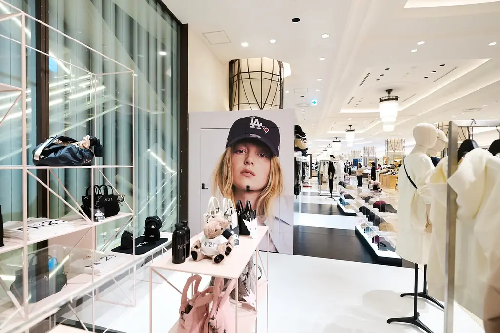 【N21】クロミ、フォーティーセブン、MLBとスペシャルコラボレーション 阪急うめだ本店でポップアップイベントを開催 画像 5