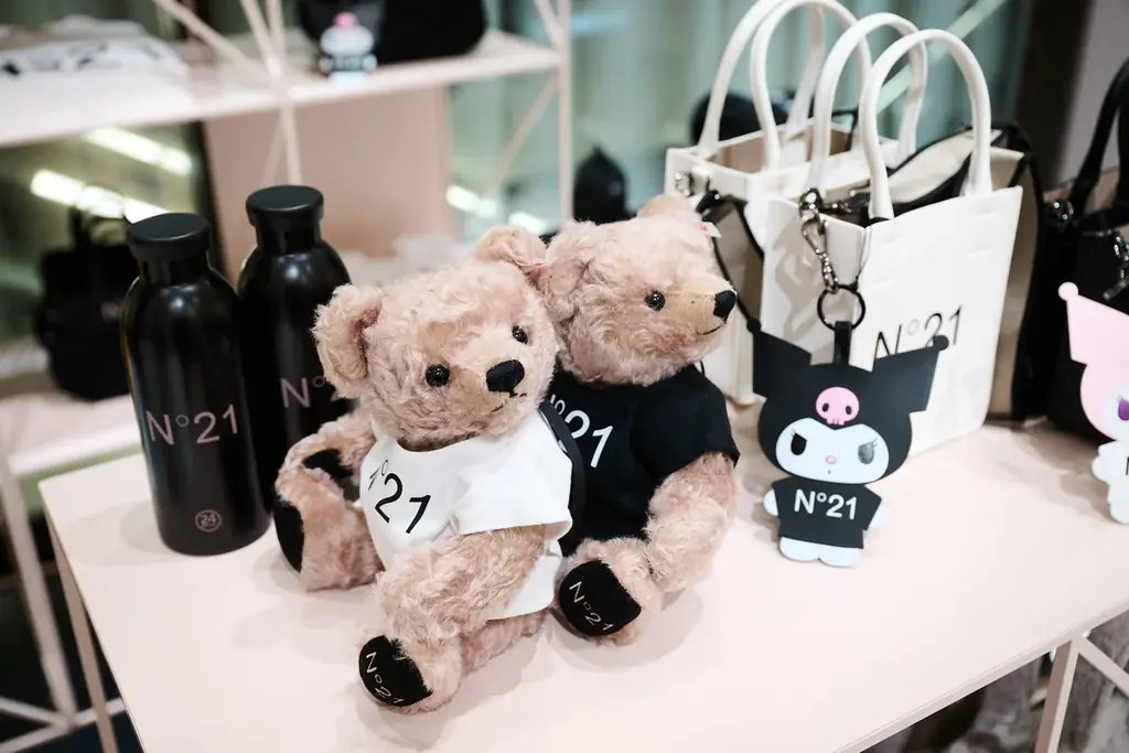 【N21】クロミ、フォーティーセブン、MLBとスペシャルコラボレーション 阪急うめだ本店でポップアップイベントを開催 画像 6