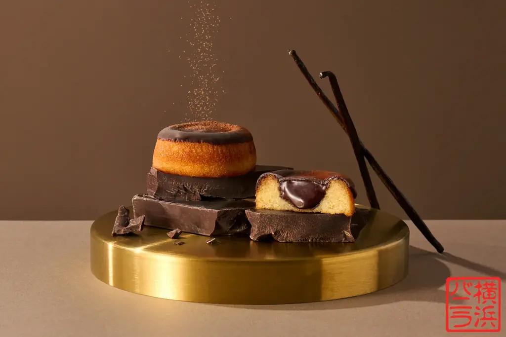 横浜バニラ、冬季限定【塩バニラフィナンシェ ぱりとろショコラ】が初登場！フラッグシップ商品「塩バニラフィナンシェ」と贅沢2層ショコラの魅惑のマリアージュを、この冬あなたに。 画像 2