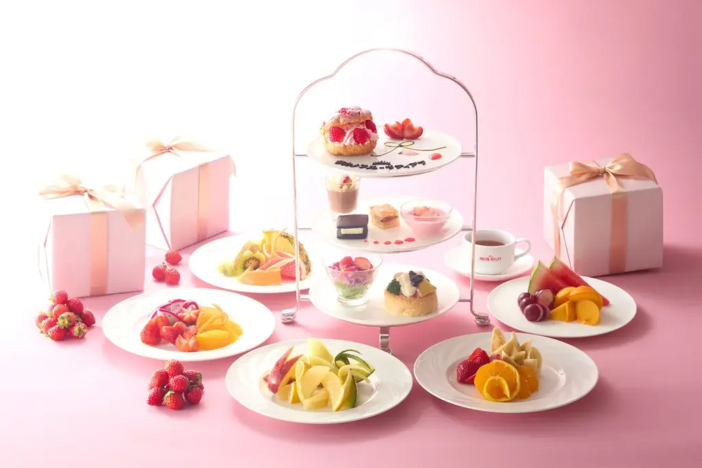 【タカノフルーツパーラー】いちごが思う存分味わえるタカノフルーツティアラで食べ放題 画像 4