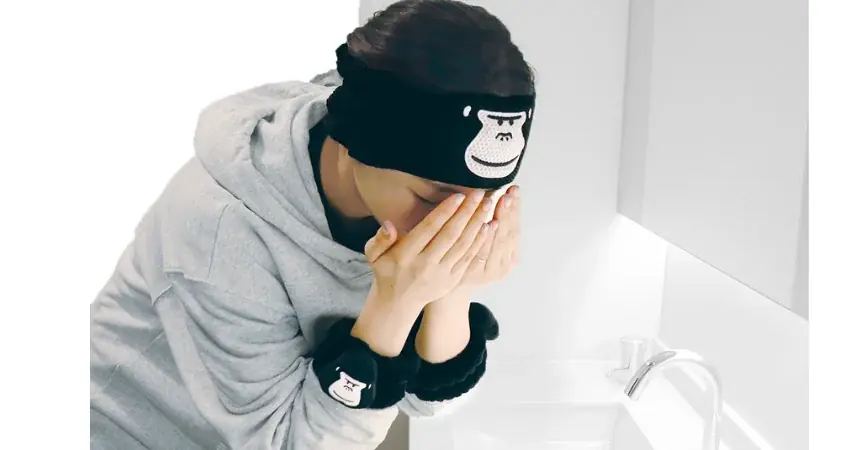 【ごリラックス】で身支度をトトノえる…！大人気のまもるさんフェイスシリーズから、ヘアバンド＆リストバンドが新発売！ 画像 1