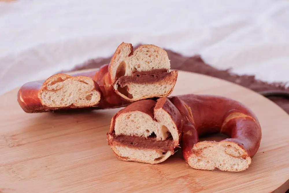 全国のパン屋4店舗のチョコレート商品が詰まったパンセットが登場。今年はパンでチョコレートをより身近に。 画像 12