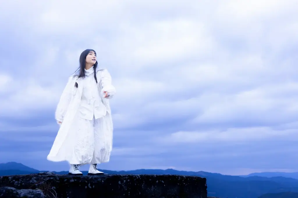 毛利蘭デビュー曲「ネバーエンディングストーリー」 画像 2