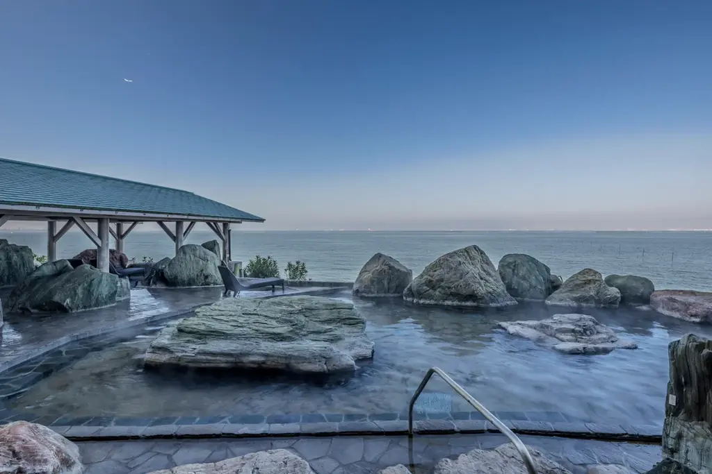 ホテル三日月 富士見亭およびスパ棟親子で「はじめての旅行」を応援！シンママ・シンパパ限定の宿泊・日帰り特別プランを２月に販売 画像 2