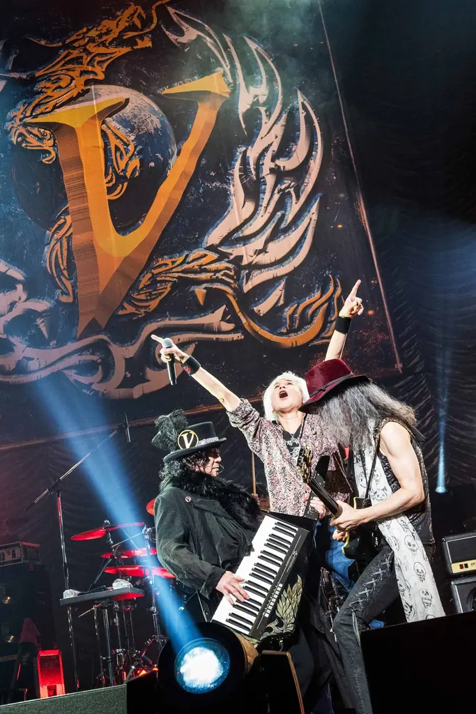 VOW WOW圧倒的なライブサウンドに7000人が酔った！今月末、急遽追加公演決定！ 画像 4