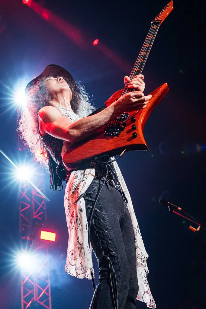 VOW WOW圧倒的なライブサウンドに7000人が酔った！今月末、急遽追加公演決定！ 画像 5