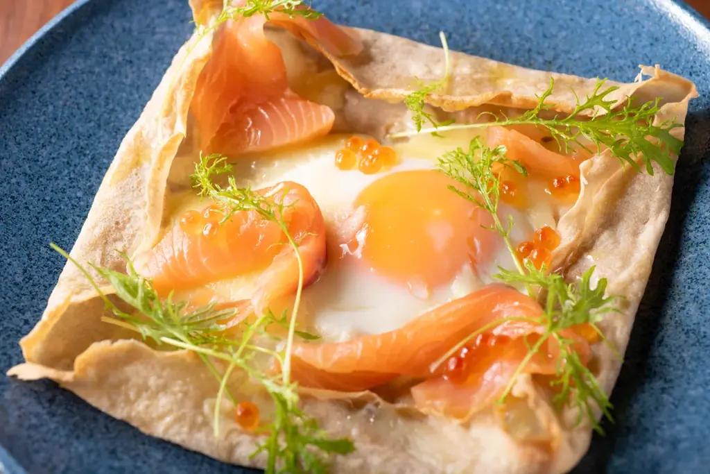 隠れ家フレンチで「ガレット」。『LORE』が新メニュー「ガレットランチ」の販売を開始！ 画像 4