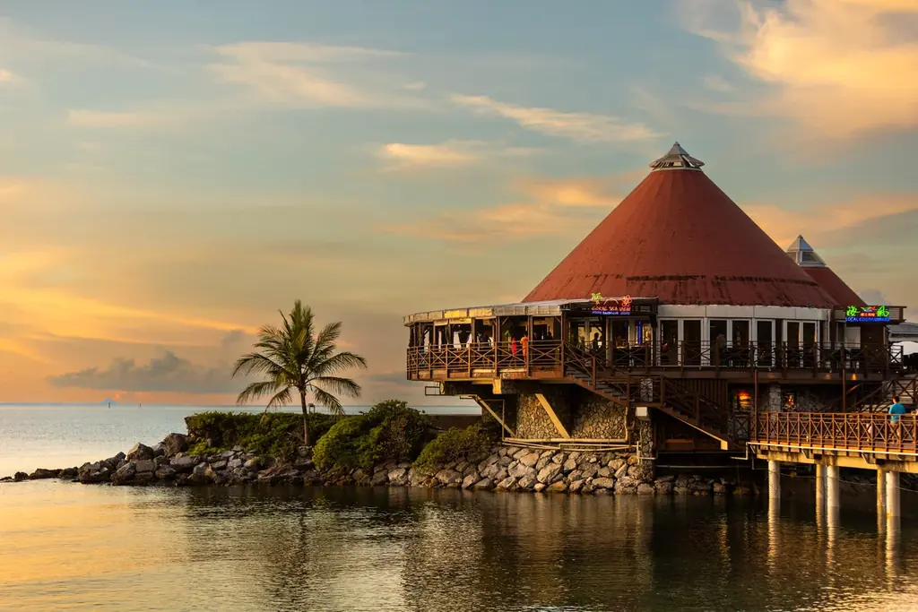 【バレンタイン】ディナー＆ ランチビュッフェ☆男性のお客様に誕生石チョコレートをプレゼント♪ ホテルで過ごす、特別な一日。 画像 14