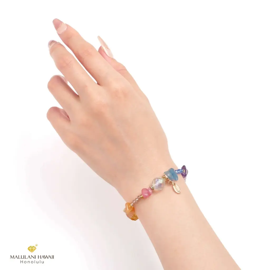 【幸せを呼ぶ虹のお守り】ハワイの虹をイメージしたパワーストーンブレスレット「Mahalo Rainbow」、ハワイ発「マルラニハワイ」より新登場！ 画像 3