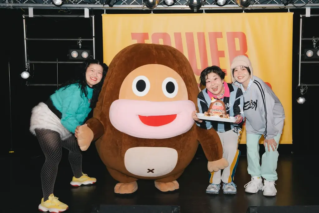 【イベントレポート】MyM 『WARAOZE』アナログ盤発売記念サイン会が開催。サプライズでチョコジローも登場！ 画像 1