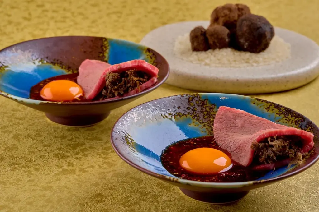 【大阪初上陸】東京「西麻布けんしろう」「うしみつ」「銀座ちかみつ」の系譜を継ぐ“おもてなし焼肉店”の集大成。待望の関西1号店「梅田うしみつ」が2026年1月24日（土）にグランドオープン！ 画像 2