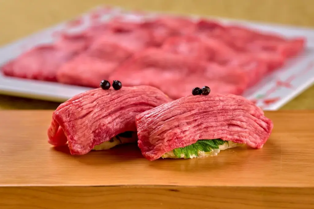 【大阪初上陸】東京「西麻布けんしろう」「うしみつ」「銀座ちかみつ」の系譜を継ぐ“おもてなし焼肉店”の集大成。待望の関西1号店「梅田うしみつ」が2026年1月24日（土）にグランドオープン！ 画像 6