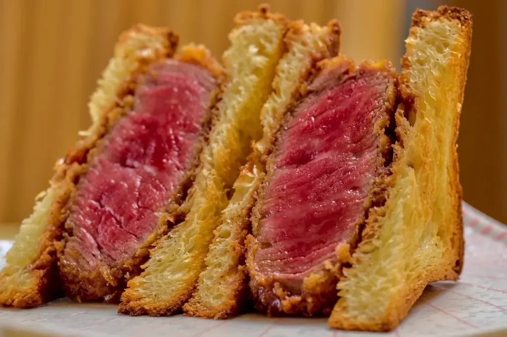 【大阪初上陸】東京「西麻布けんしろう」「うしみつ」「銀座ちかみつ」の系譜を継ぐ“おもてなし焼肉店”の集大成。待望の関西1号店「梅田うしみつ」が2026年1月24日（土）にグランドオープン！ 画像 7