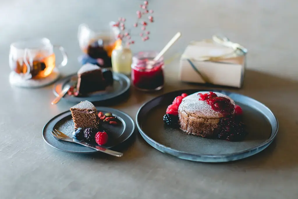 【季節限定】こめ油と米粉のシリーズ「come×come（コメトコメ）」から「サクッと濃厚ガトーショコラ」を発売！ 画像 2