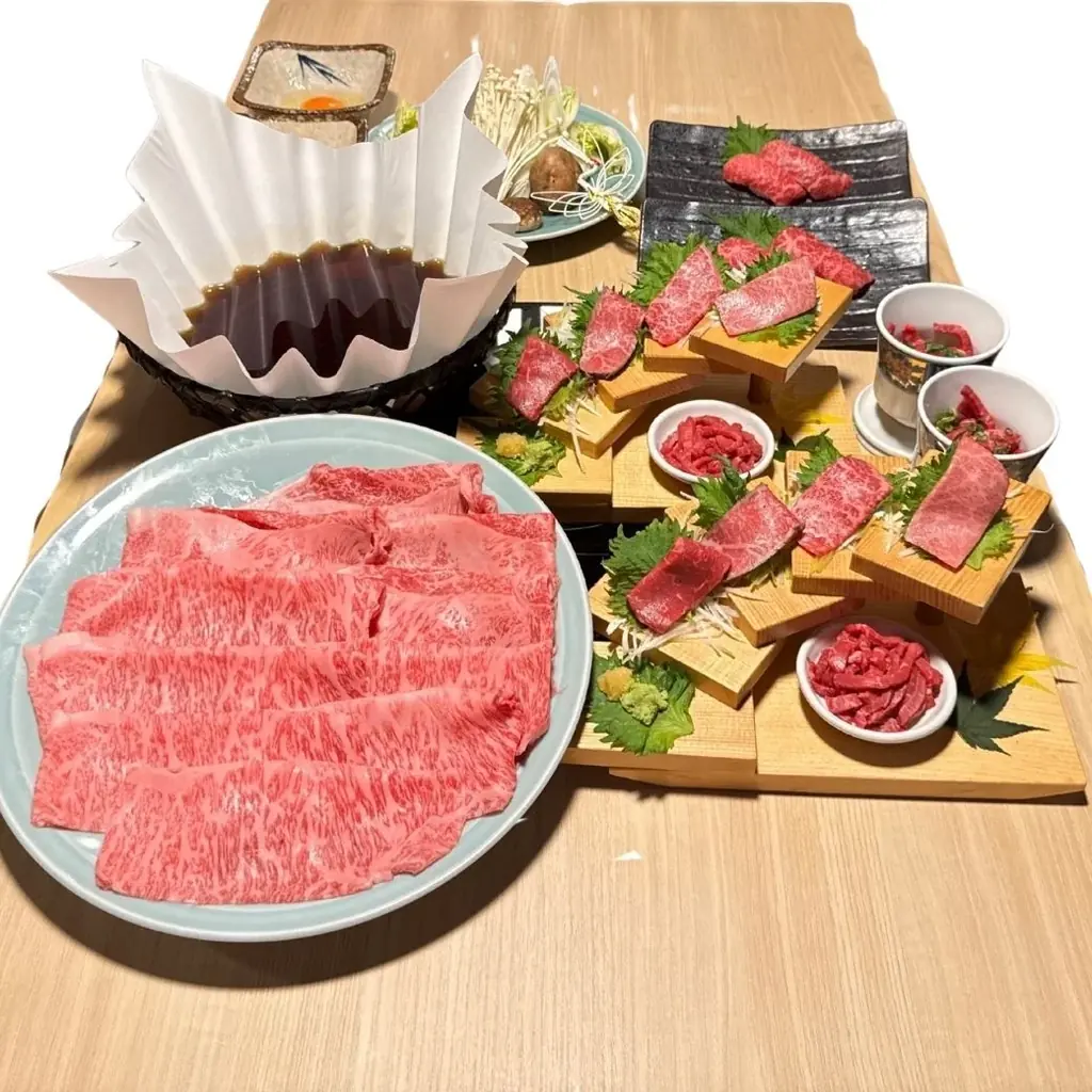 成田の「すき焼き・しゃぶしゃぶ・ふぐ専門店 伊佐」、1月20日より和牛すき焼き・しゃぶしゃぶを本格始動！　まず”肉を選ぶ” という新スタイルを展開。記念として2月8日まで和牛メニュー15％OFF 画像 5