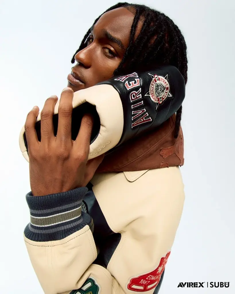 「AVIREX」のアイコニックな”VARSITYジャケット”をモチーフにした「AVIREX」×「SUBU」のスペシャルコラボレーションサンダルが登場！ 画像 2