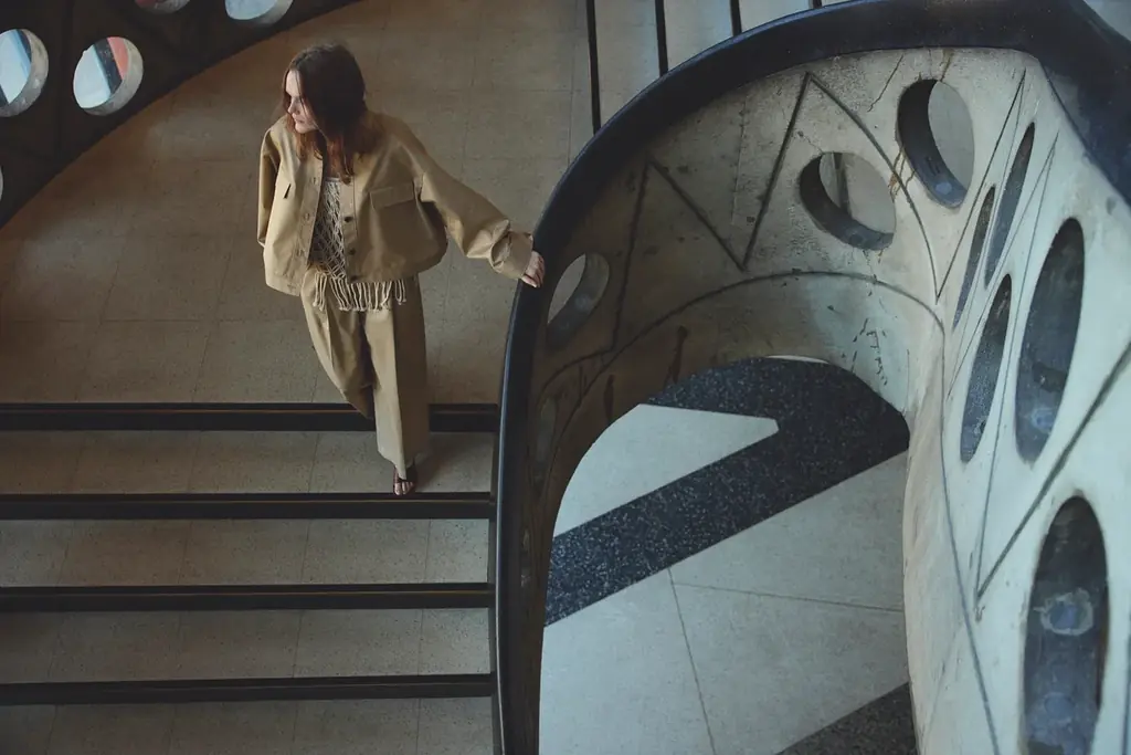 多様化する働く女性のライフシーンに向けたD2Cブランド『uncrave』2026SS展示会を１月21日（水）から４日間、南青山で開催 画像 1