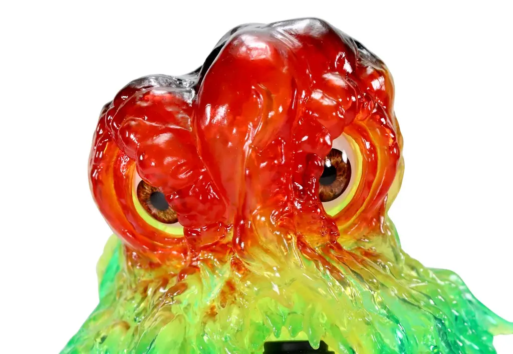 ゴジラ公式オンラインストア＜ゴジラ・ストア ONLINE＞にて、レトロ感のある鮮やかなカラーリングで仕上げた、『ヘドラ』の限定カラーとなるアーティスティックなレトロソフビフィギュアが登場！ 画像 9