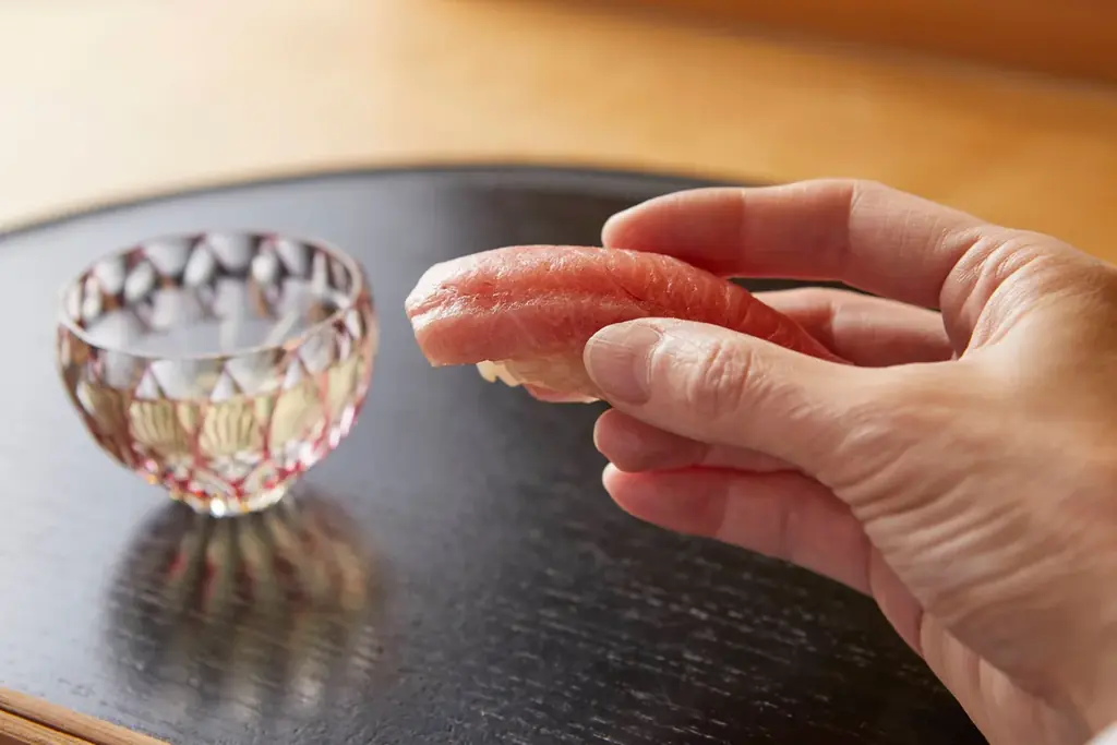 【神戸の酒×八戸の魚】２／１４(土)、一日限りの美食イベント開催。白子や本鮪に日本酒を堪能…八戸の料理人＆灘の酒蔵から、26席限定のプレミアムペアリングコースを楽しめる大人のバレンタインイベント 画像 10