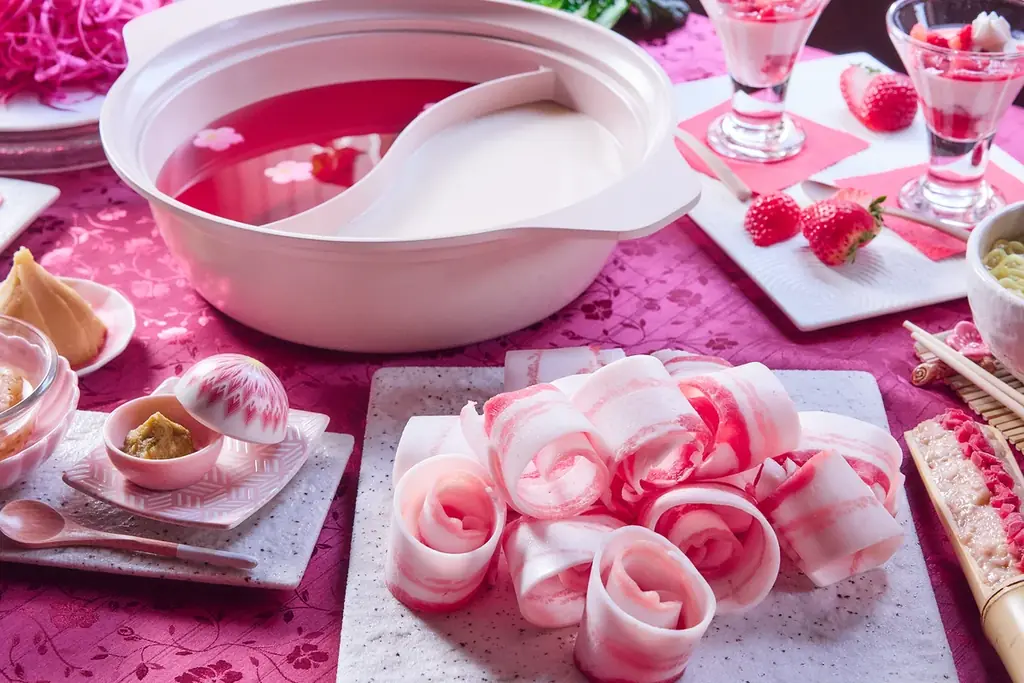 【しゃぶしゃぶ温野菜 イベントレポート】累計120万食超！今年13年目の「梅しゃぶ」シリーズと新作「鶏白湯しゃぶ」が初春限定“紅白二彩鍋”として登場 画像 5